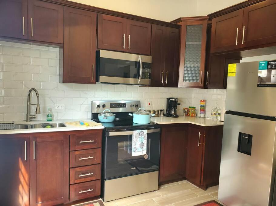'The Solace' New Luxury Modern 1Bed 1Bath Apt. Portmore Kültér fotó