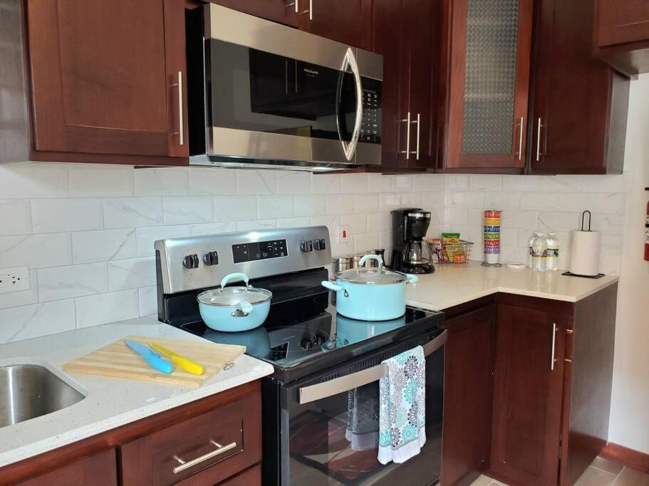 'The Solace' New Luxury Modern 1Bed 1Bath Apt. Portmore Kültér fotó