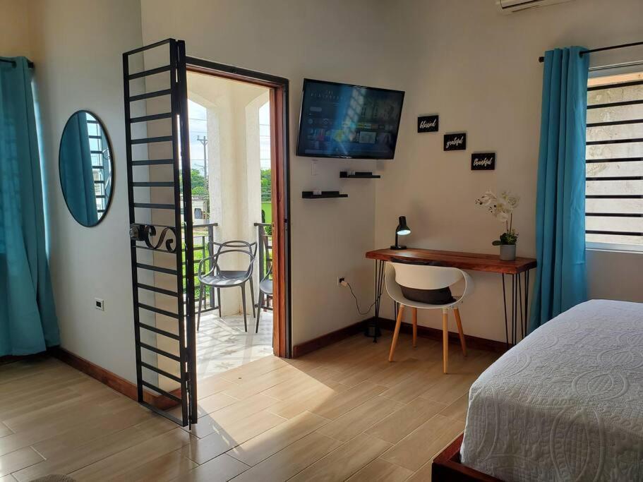 'The Solace' New Luxury Modern 1Bed 1Bath Apt. Portmore Kültér fotó